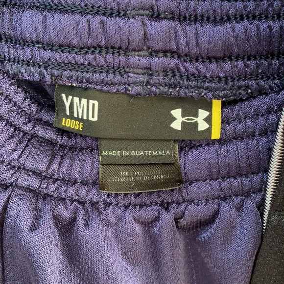 Lot of 2 Under Armour UA athletic shorts  boys size M - Picture 3 of 5